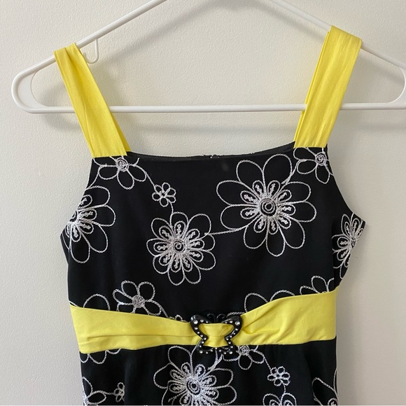 RARE EDITIONS BLACK AND YELLOW BUTTERFLY FLOWER DRESS - Picture 3 of 9